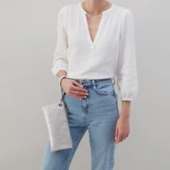 Vida Wristlet In Metallic Leather - Silver 8 Vida Wristlet In Metallic Leather - Silver -Hobo Sales Store BF 32185SILV 02