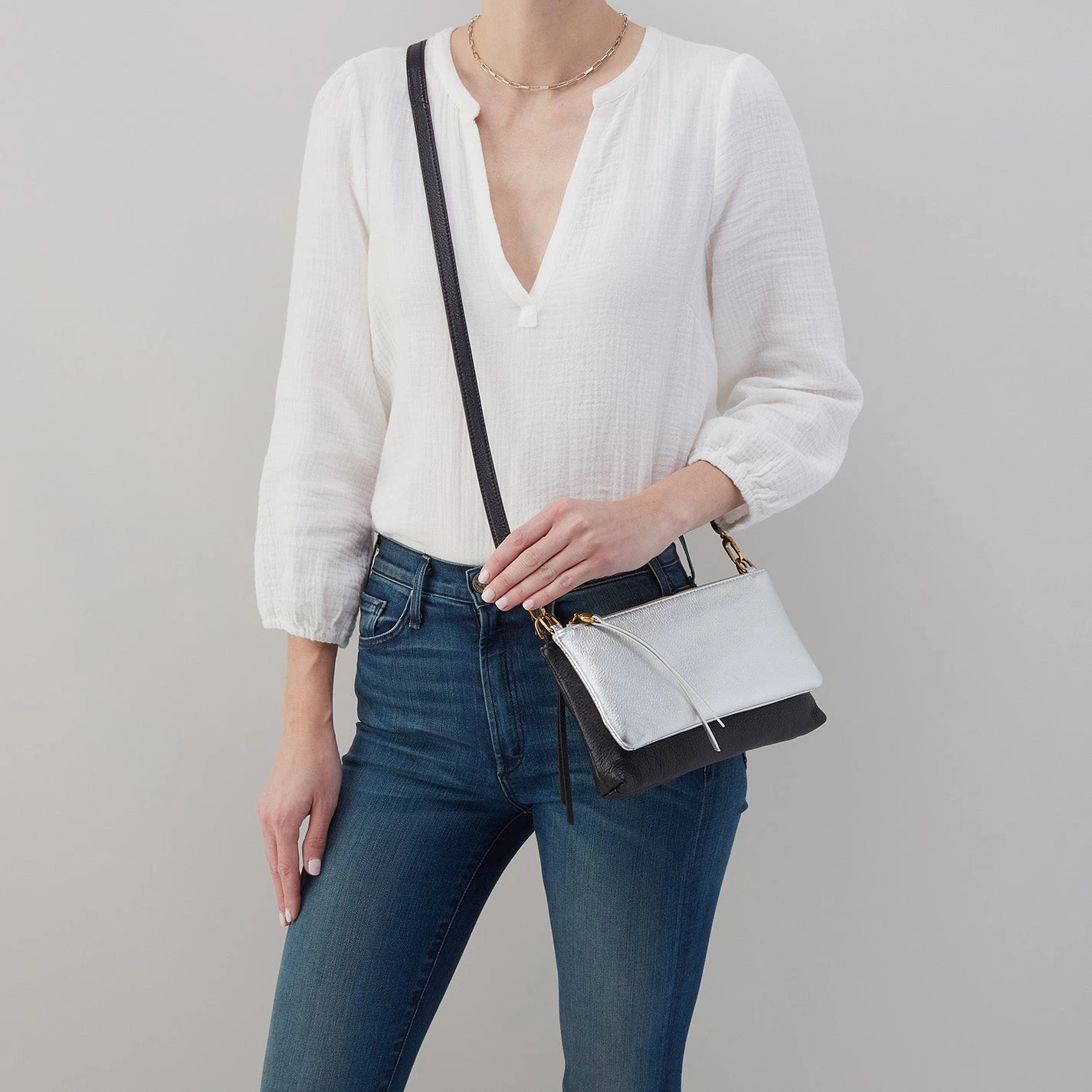 Darcy Double Crossbody In Pebbled Leather - Black 2 Darcy Double Crossbody In Pebbled Leather - Black - Image 2