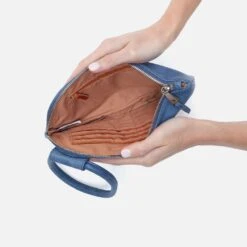 Sable Wristlet In Buffed Leather - Azure -Hobo Sales Store NV 22641AZUR 03