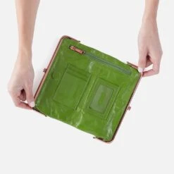 Lauren Clutch-Wallet In Polished Leather - Garden Green -Hobo Sales Store NV 22647GDGR 03