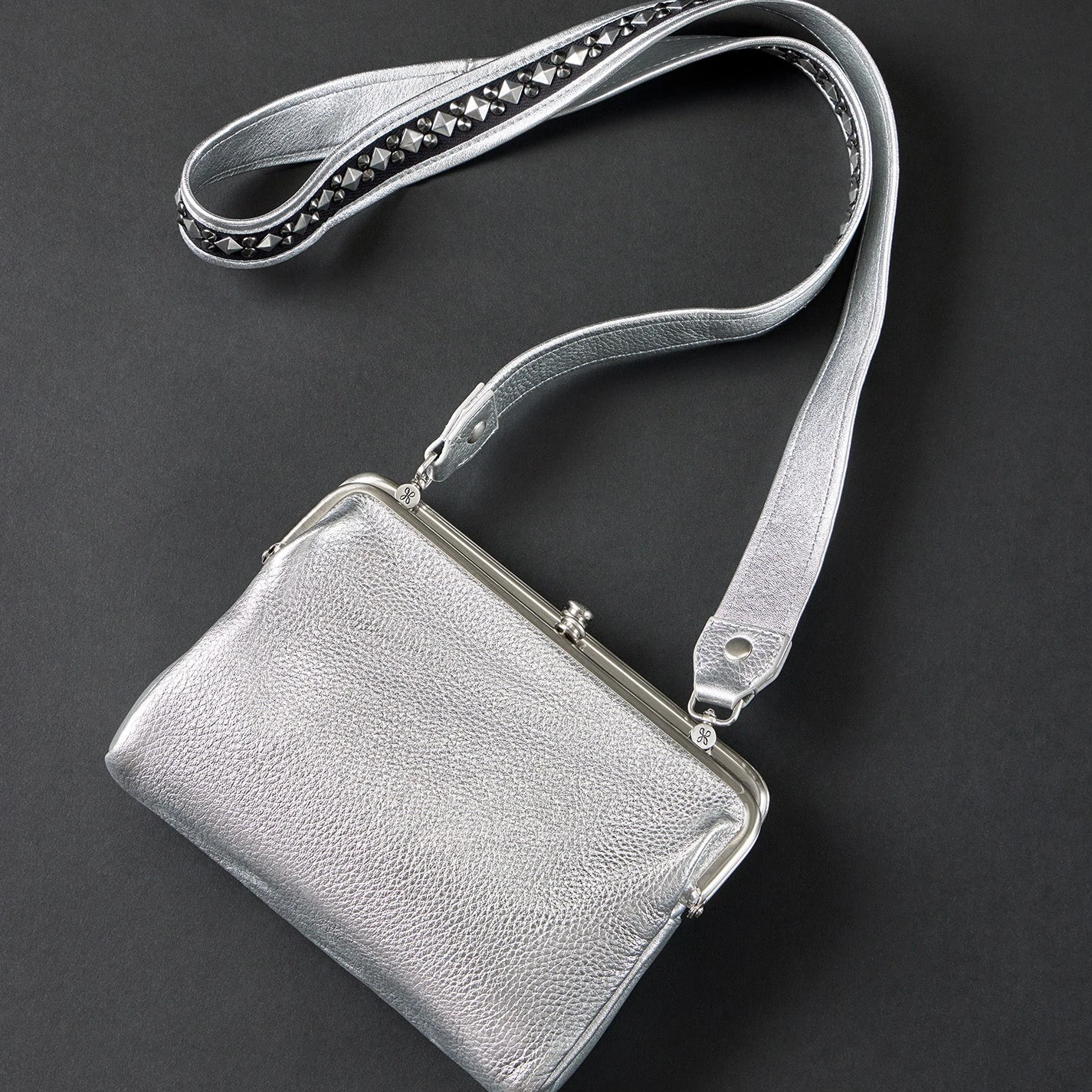 Lauren Crossbody In Metallic Leather - Argento 2 Lauren Crossbody In Metallic Leather - Argento - Image 2