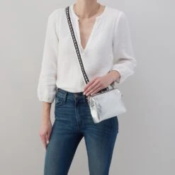 Lauren Crossbody In Metallic Leather - Argento 9 Lauren Crossbody In Metallic Leather - Argento -Hobo Sales Store NV 22671AGTO 02