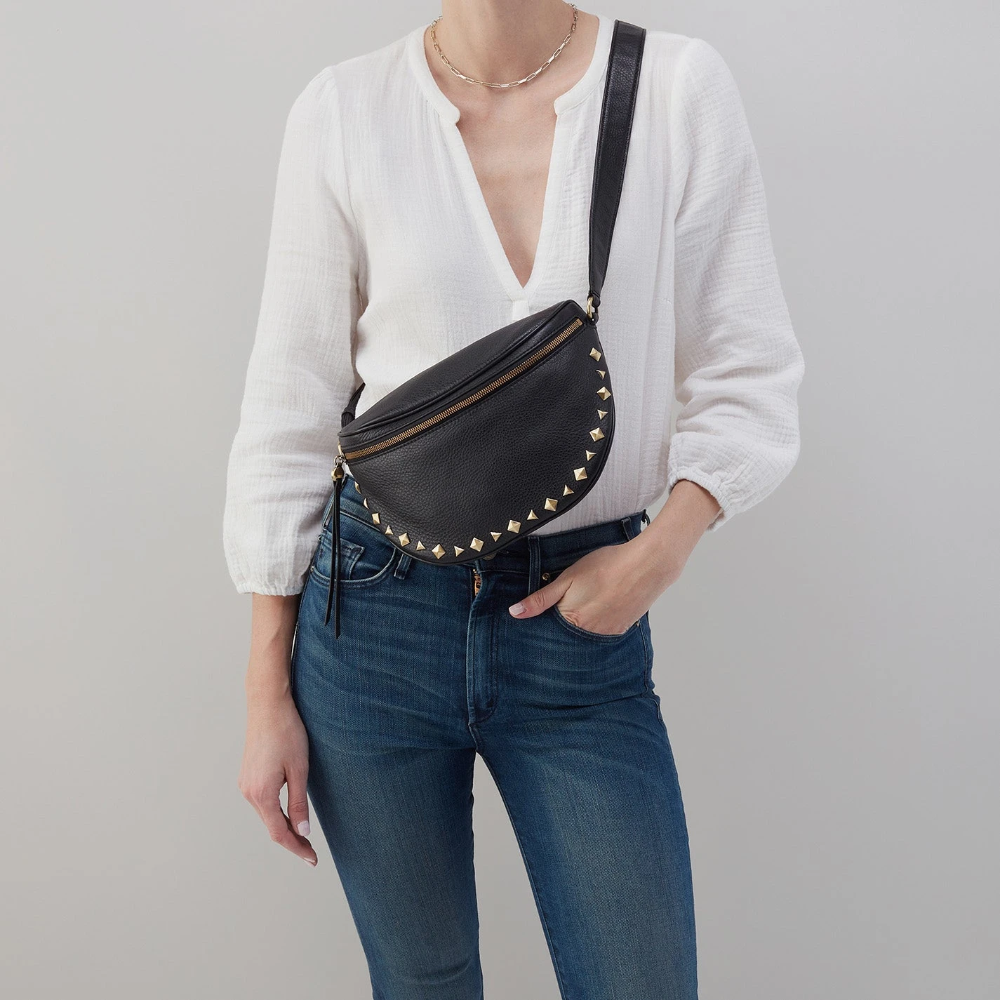 Juno Belt Bag In Pebbled Leather - Black 2 Juno Belt Bag In Pebbled Leather - Black - Image 2