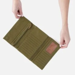 Keen Continental Wallet In Bubble Pebbled Leather - Green -Hobo Sales Store PB 81108GRN 03