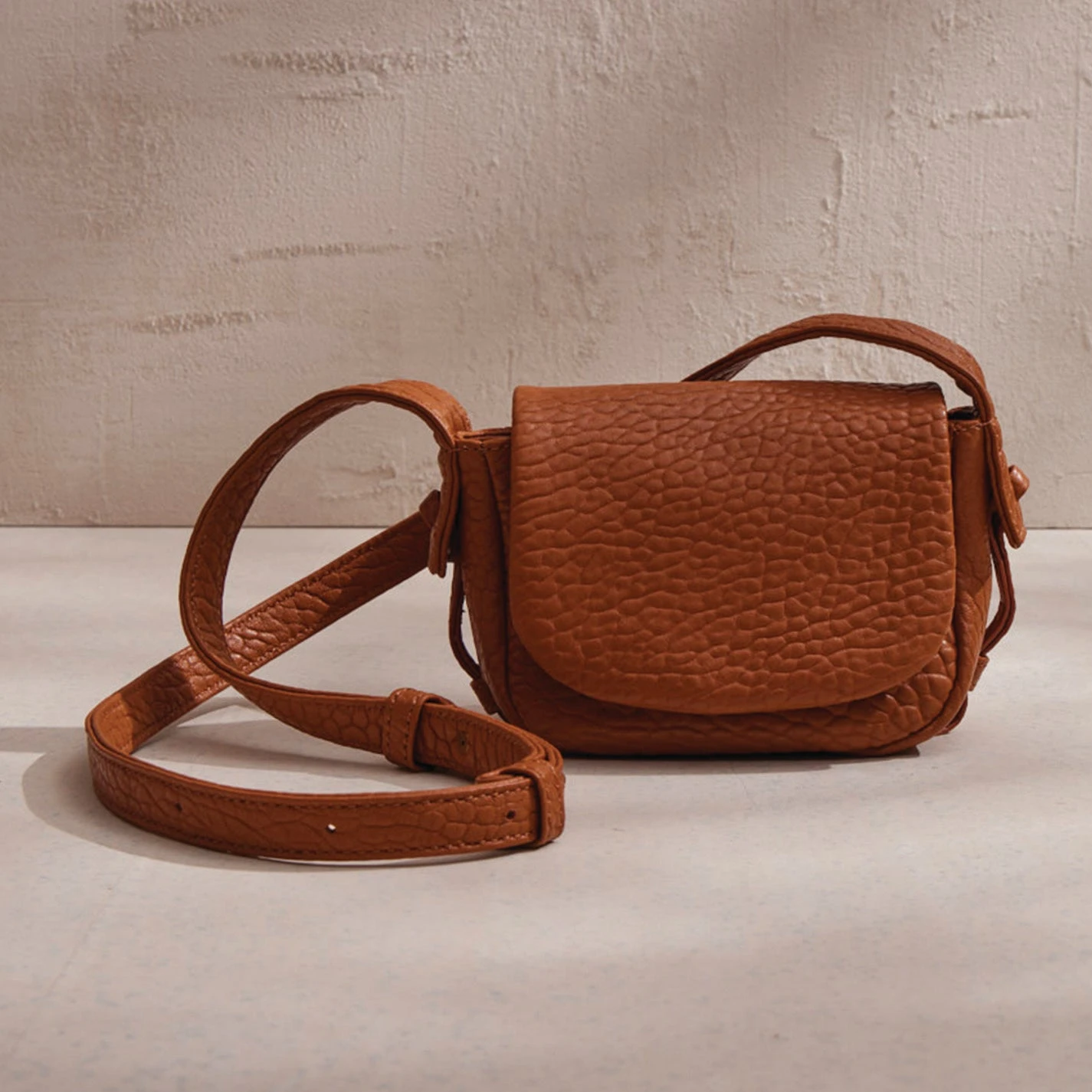 Bonita Mini Messenger Crossbody In Bubble Pebbled Leather - Brown 2 Bonita Mini Messenger Crossbody In Bubble Pebbled Leather - Brown - Image 2