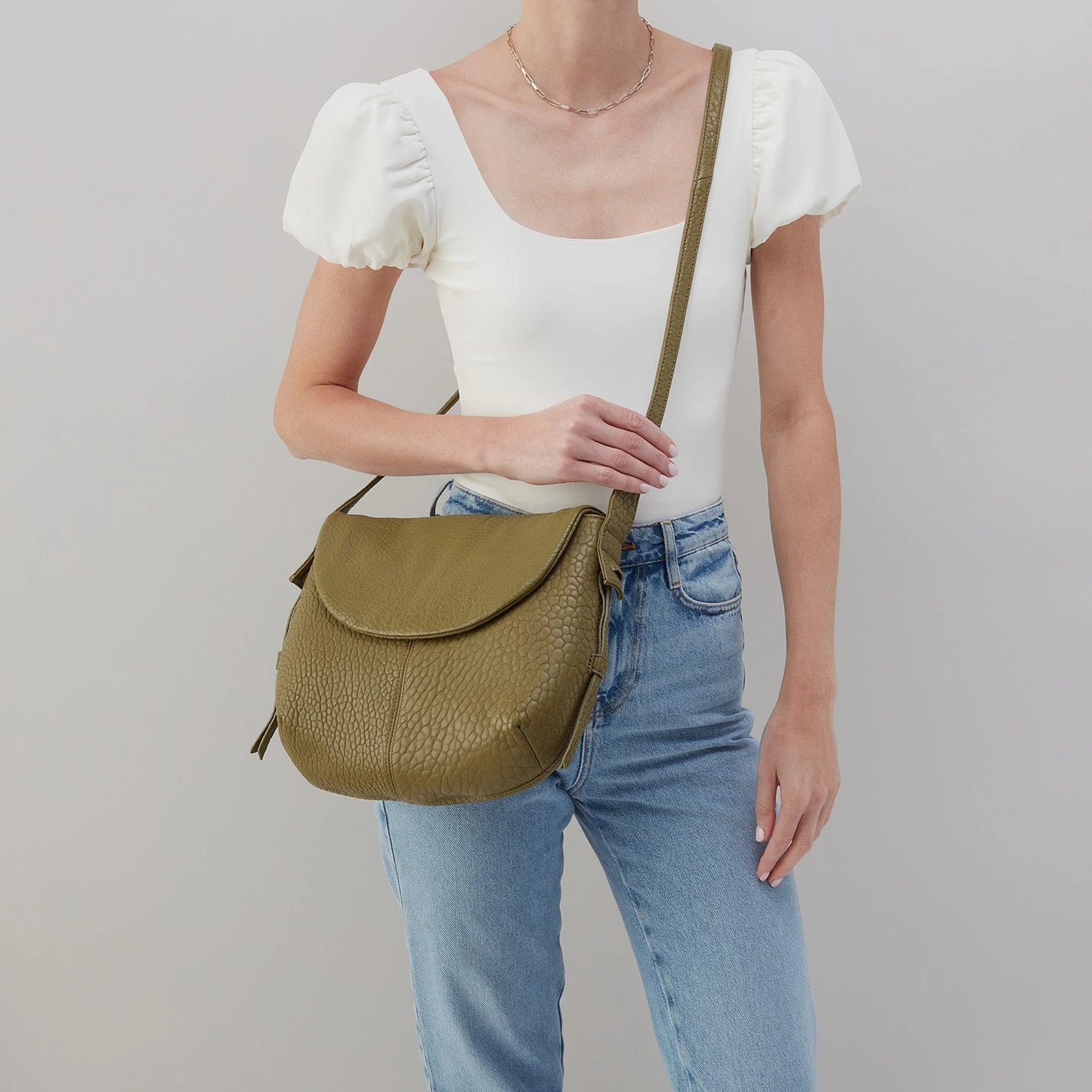 Bonita Messenger Crossbody In Bubble Pebbled Leather - Green 2 Bonita Messenger Crossbody In Bubble Pebbled Leather - Green - Image 2
