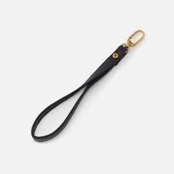 Grip Wristlet Strap In Pebbled Leather - Black