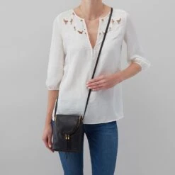 Fern Crossbody In Pebbled Leather - Ruby Wine -Hobo Sales Store SO 82186RBWN 04