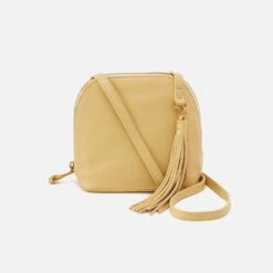 Nash Crossbody In Pebbled Leather - Flax