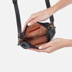 Pier Small Crossbody In Pebbled Leather - Black -Hobo Sales Store SO 82396BLK 03