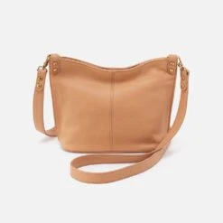 Pier Small Crossbody In Pebbled Leather - Sandstorm