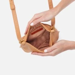 Pier Small Crossbody In Pebbled Leather - Sandstorm -Hobo Sales Store SO 82396SDST 03