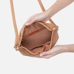 Pier Bucket Crossbody In Pebbled Leather - Sandstorm -Hobo Sales Store SO 82423SDST 03