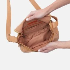 Fern North-South Crossbody In Pebbled Leather - Sandstorm -Hobo Sales Store SO 82440SDST 03