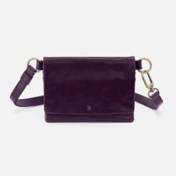 Winn Belt Bag In Polished Leather - Deep Purple