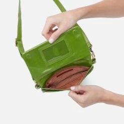 Winn Belt Bag In Polished Leather - Garden Green -Hobo Sales Store VI 32518GDGR 03