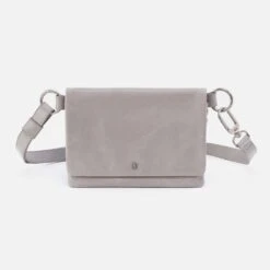 Winn Belt Bag In Polished Leather - Light Grey