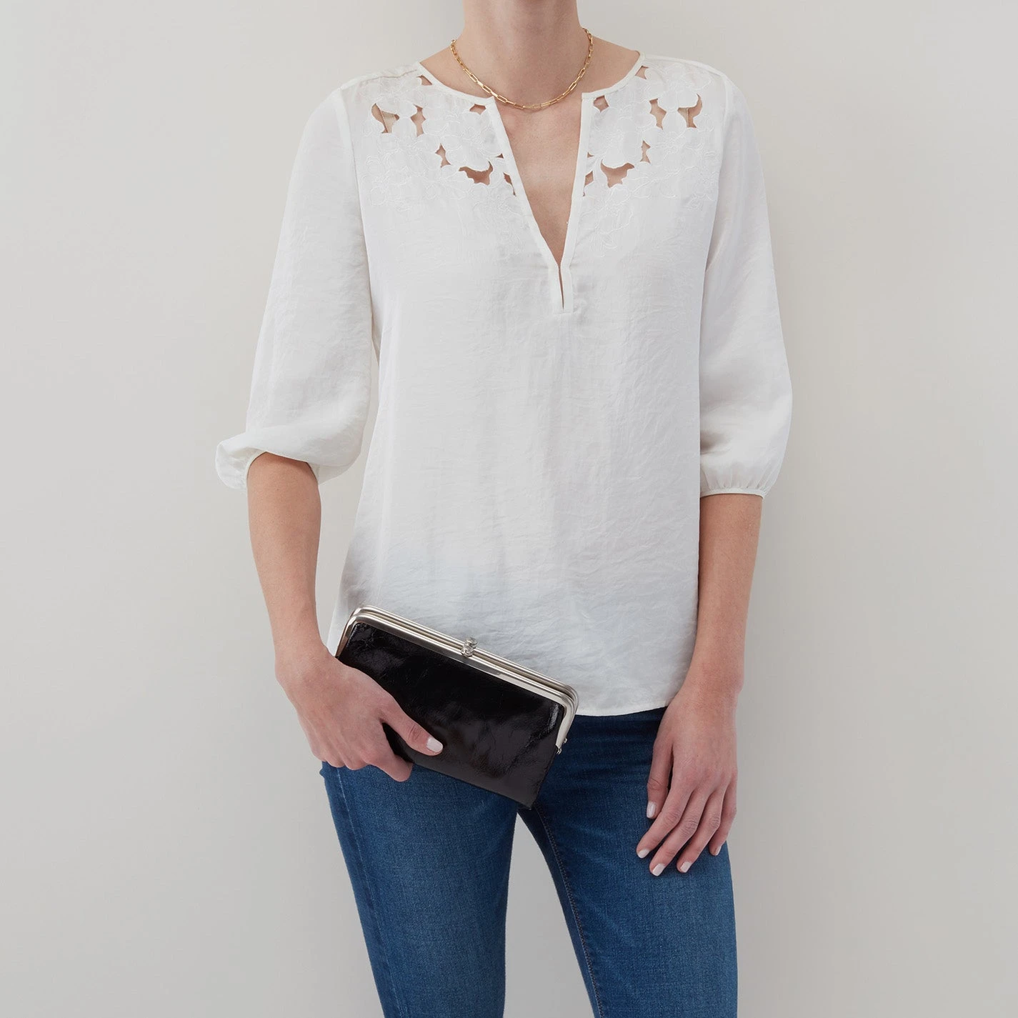 Lauren Clutch-Wallet In Polished Leather - Cherry Blossom 3 Lauren Clutch-Wallet In Polished Leather - Cherry Blossom - Image 3