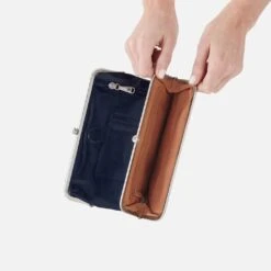 Lauren Clutch-Wallet In Polished Leather - Nightshade -Hobo Sales Store VI 3385NSHD 04