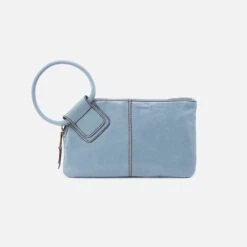 Sable Wristlet In Polished Leather - Cornflower