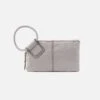 Sable Wristlet In Polished Leather - Light Grey