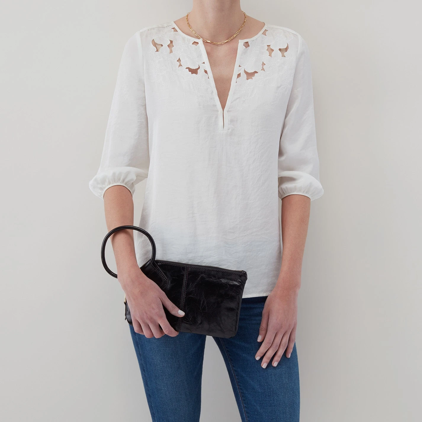 Sable Wristlet In Polished Leather - Nightshade 5 Sable Wristlet In Polished Leather - Nightshade - Image 5