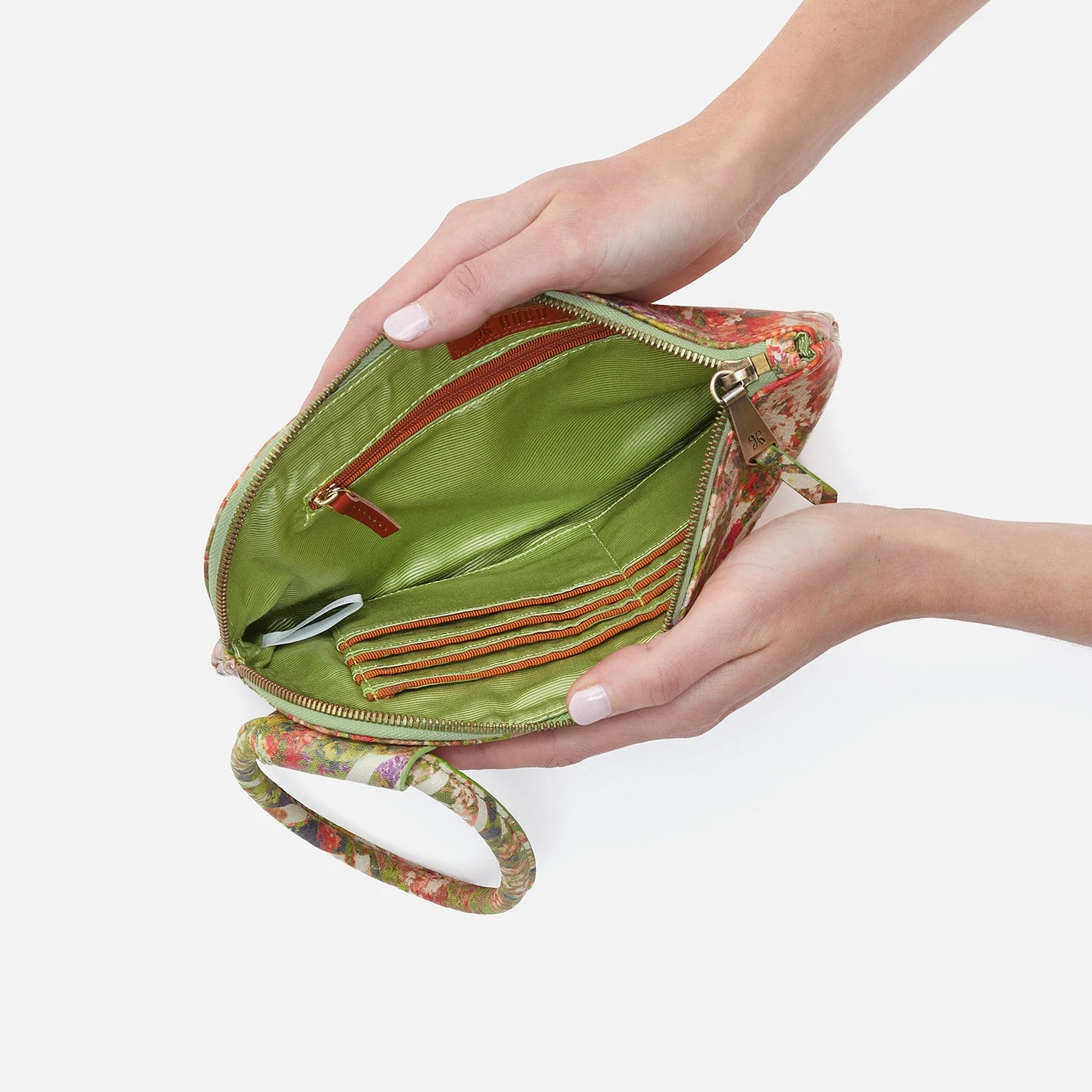 Sable Wristlet In Printed Leather - Tropic Print 5 Sable Wristlet In Printed Leather - Tropic Print - Image 5