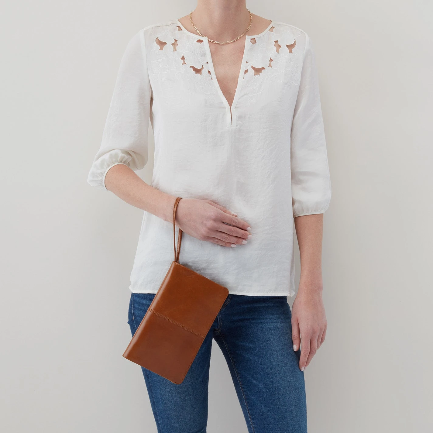 Evolve Wristlet In Polished Leather - Truffle 2 Evolve Wristlet In Polished Leather - Truffle - Image 2