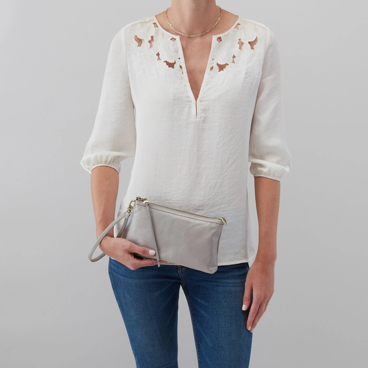 Darcy Crossbody In Polished Leather - Light Grey 5 Darcy Crossbody In Polished Leather - Light Grey - Image 5