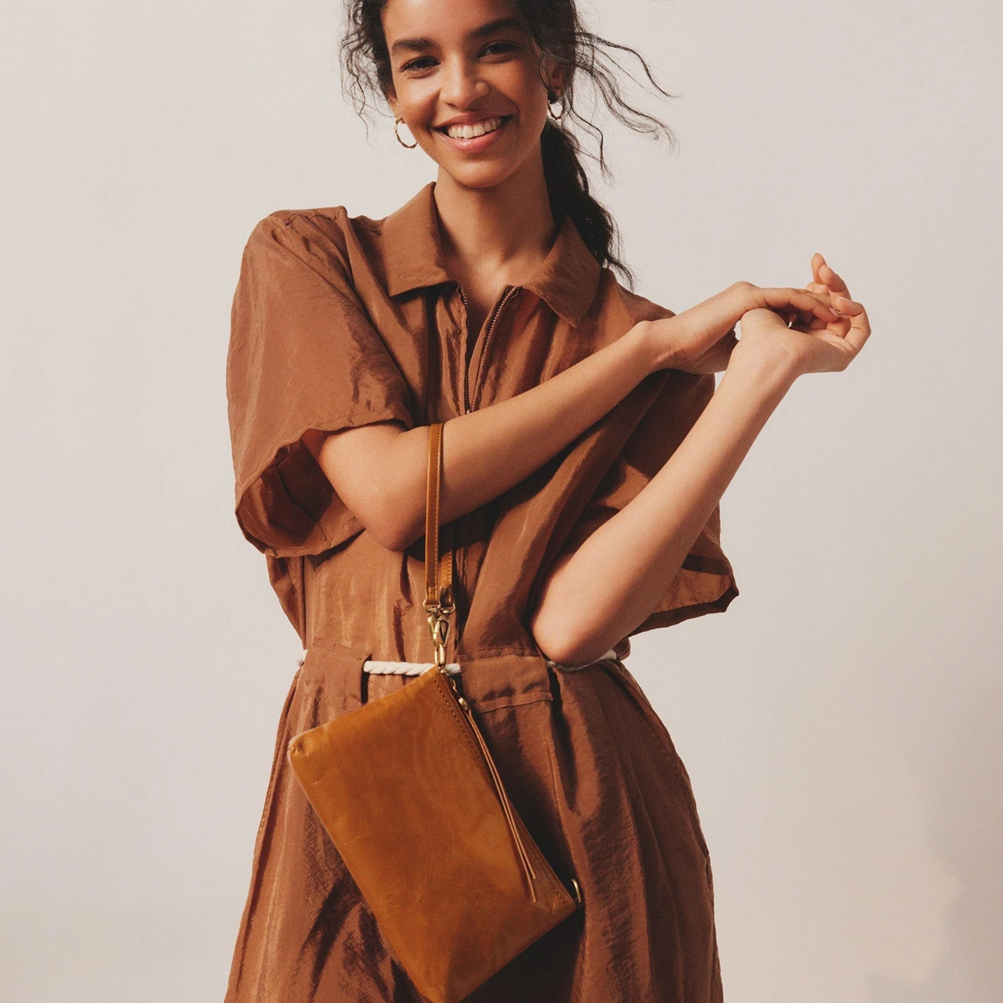 Darcy Crossbody In Polished Leather - Truffle 4 Darcy Crossbody In Polished Leather - Truffle - Image 4