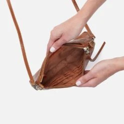 Darcy Crossbody In Polished Leather - Truffle 14 Darcy Crossbody In Polished Leather - Truffle -Hobo Sales Store VI 35810TRUF 03 f74fb188 3f61 4ee2 a6b5 0848f2dda3d3