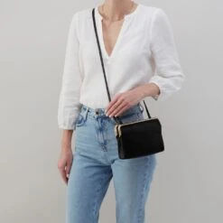 Lauren Crossbody In Polished Leather - Black -Hobo Sales Store VI 35922BLK 02 23594003 a5fe 48b3 a820 292dc8ddad02