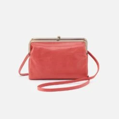 Lauren Crossbody In Polished Leather - Cherry Blossom