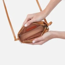 Jesse Crossbody In Polished Leather - Natural -Hobo Sales Store VI 35930NTRL 03